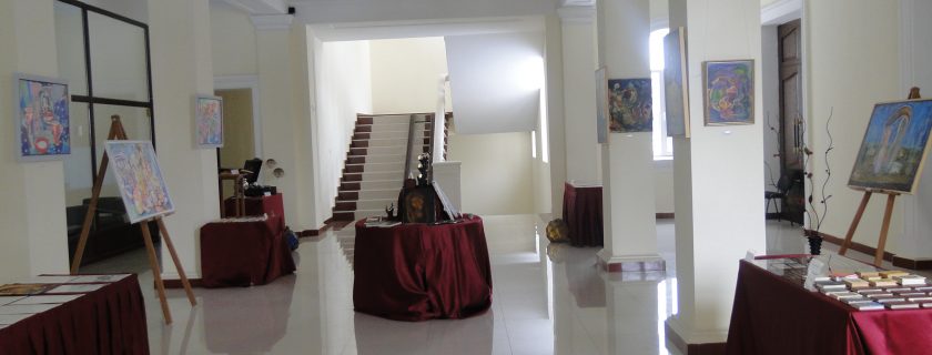 “Mixed exhibition”