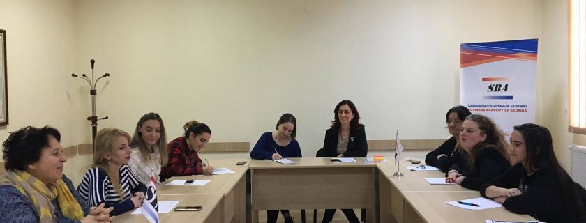 A workshop was held with the staff of the Academy
